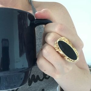 Costume statement ring